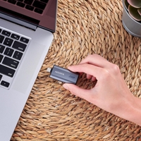 Hard Drives | SC750-1000G-CCBK-gallery-4 | Edworthy Media And Technology Limited